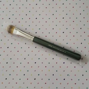 Ofra brush #20 - concealer/foundation/shadow